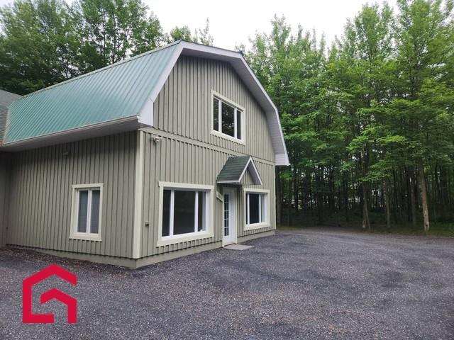 260 A Rue André N. — photo 1