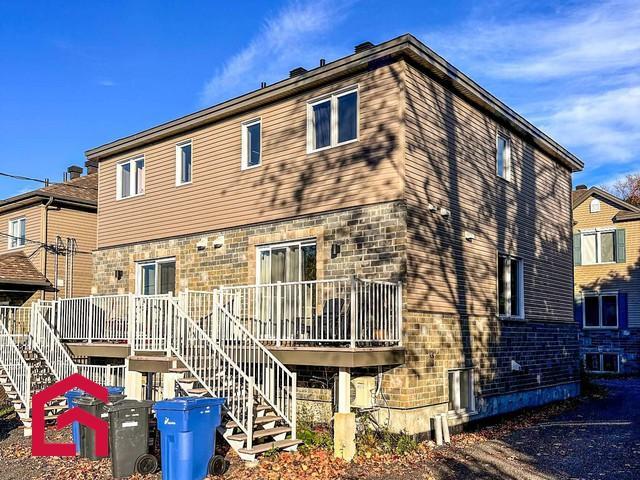 52 56 Rue de l'Hôtel-de-Ville — photo 2