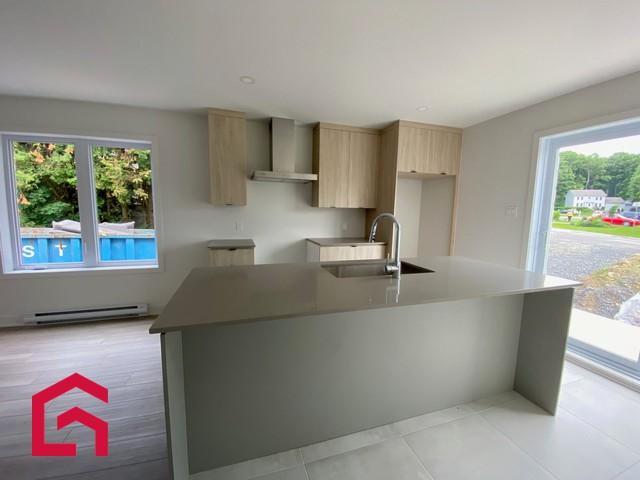 52 56 Rue de l'Hôtel-de-Ville — photo 3