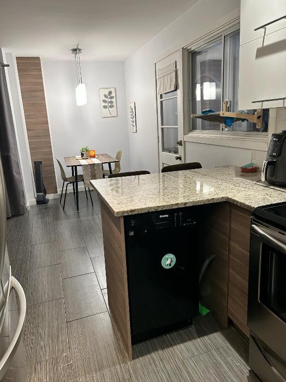 À LOUER – Superbe et spacieux 4 ½ à St-Bruno-de-Montarville (Le logement sera disponible au début de l'année 2027) 4
