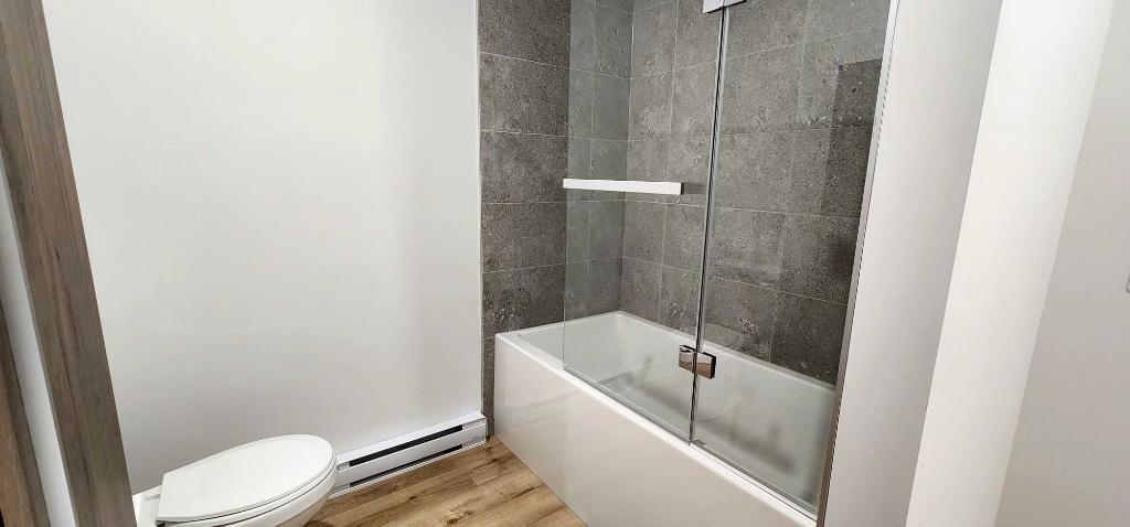 4 1/2 - CONDO NEUF ** 1 MOIS GRATUIT** 4