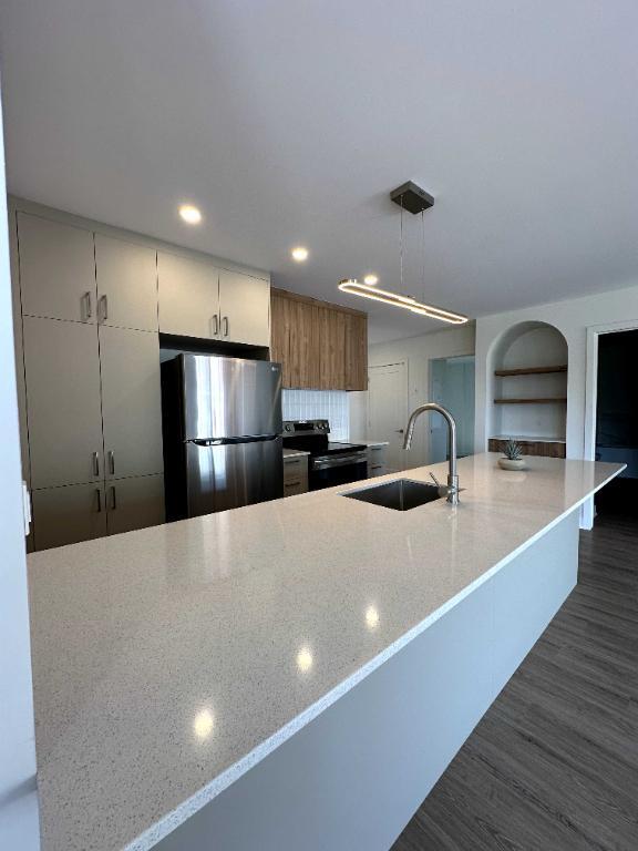 2483 Boulevard de l'Ange Gardien Nord — photo 1