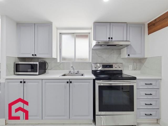 2066A Av. Mercier — photo 2
