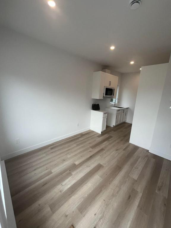 Appartement 3 et 1/2 à louer /One Bedroom Apartment for Rent 2