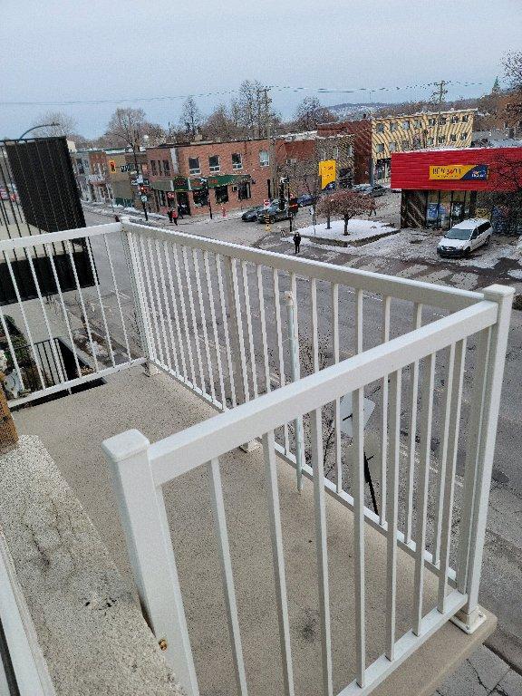6725 Av. Papineau — photo 2