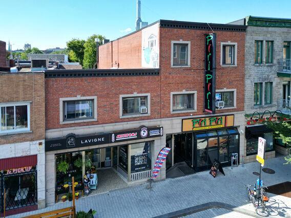 3747 Rue Ontario Est, Montréal, QC, Canada — photo 2