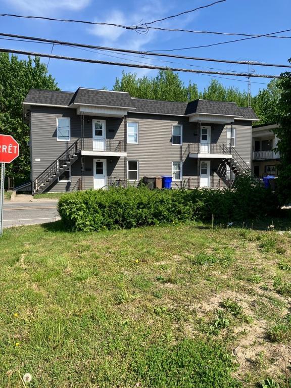 230 Rue Notre-Dame N Louiseville — photo 1