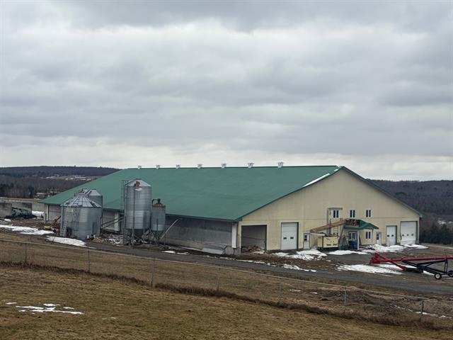 7230 Ch. Roberge — photo 1