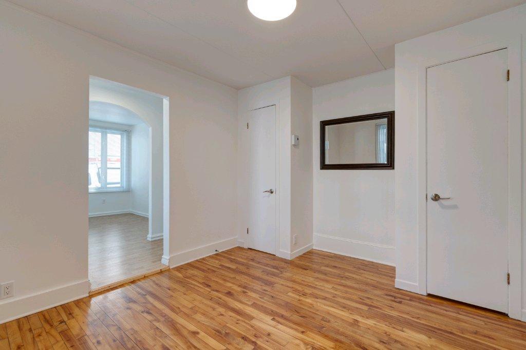 116 Rue Limoges — photo 3