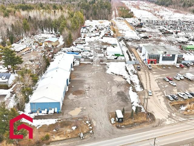 2483 2483E Boul. Ste-Sophie — photo 3