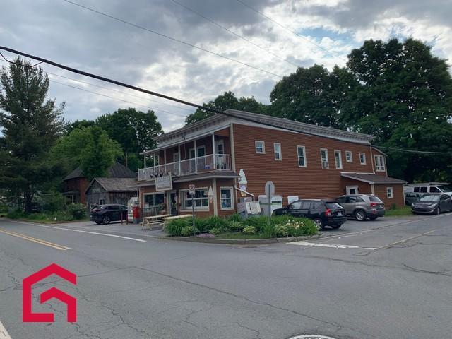 275 277 Av. des Érables — photo 1
