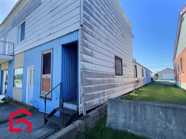 600 602 10e Avenue — photo 2