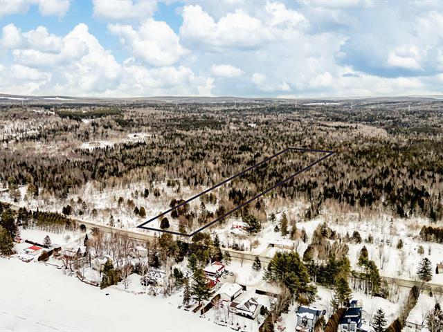 Disraeli-Paroisse, à proximité du lac Aylmer. Superbe terrain boisé de 4,4 acres (192 352 pi.ca.), situé en deuxième rangée du lac Aylmer. — photo 2