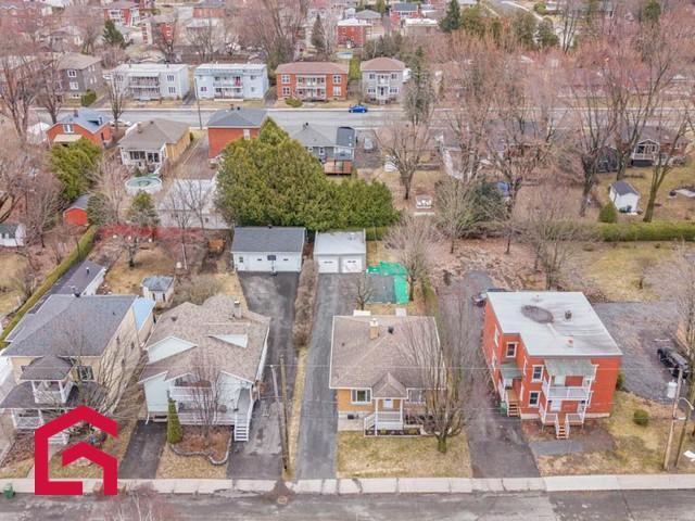 304 Rue Victoria — photo 2