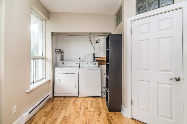 2 CH - 1 SDB - Montréal - $1,585 /mo 5