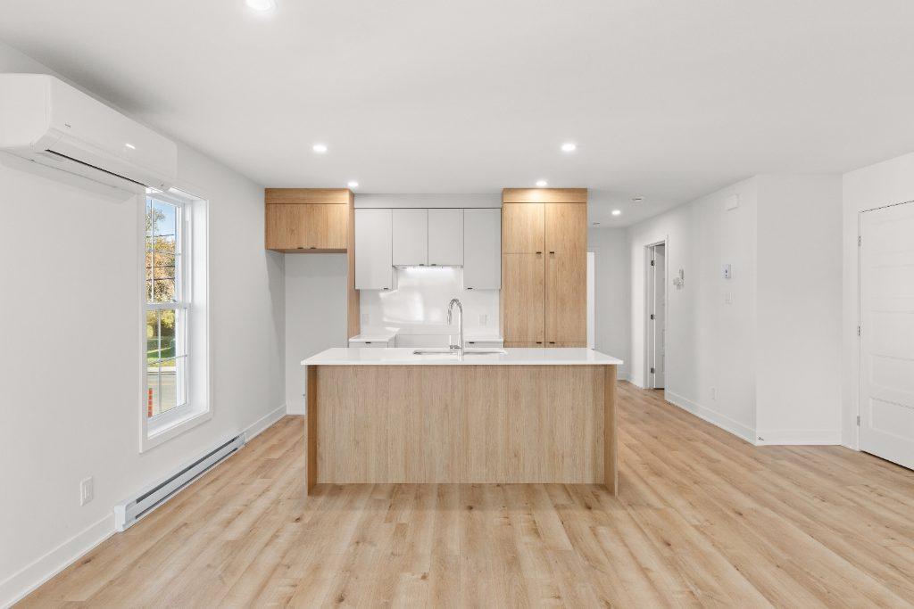 130 Rue Brière — photo 1