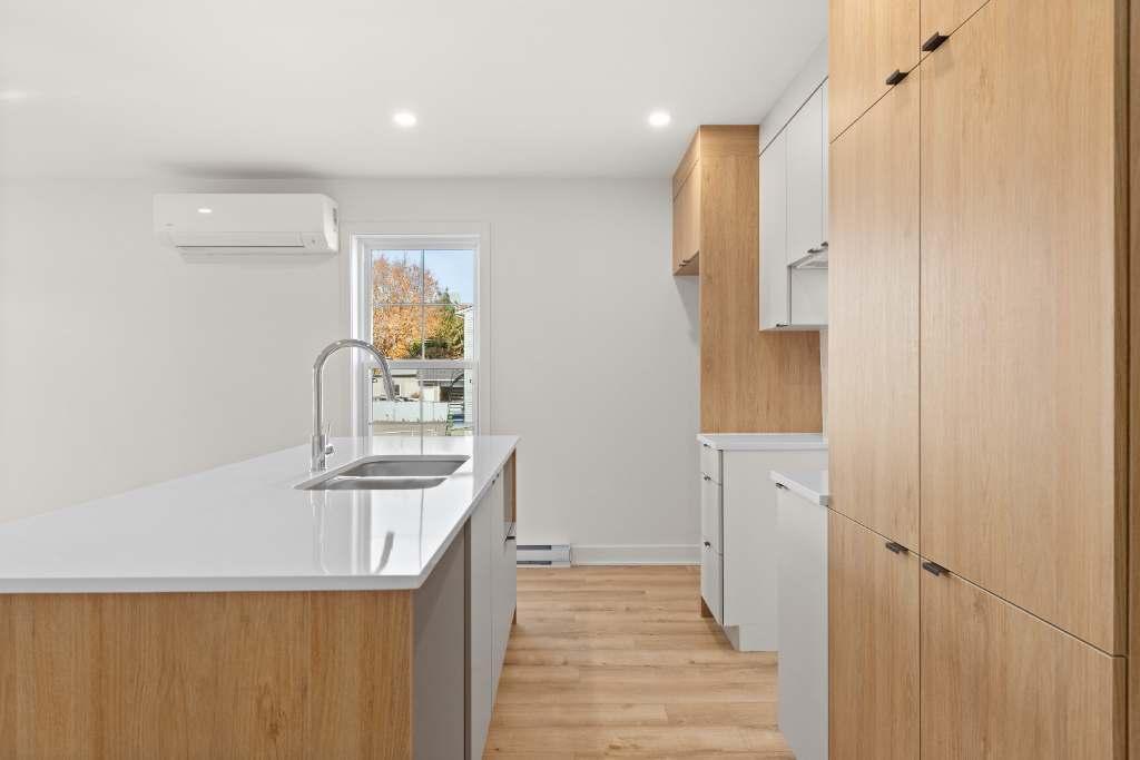 130 Rue Brière — photo 2