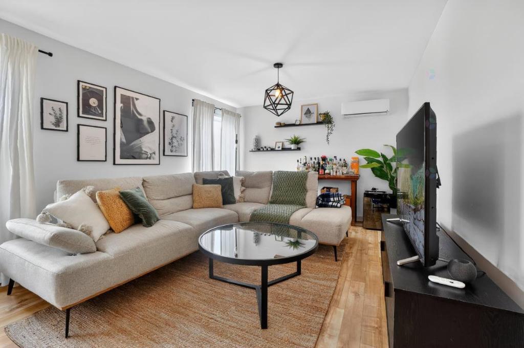 675 Rue Larivière — photo 2