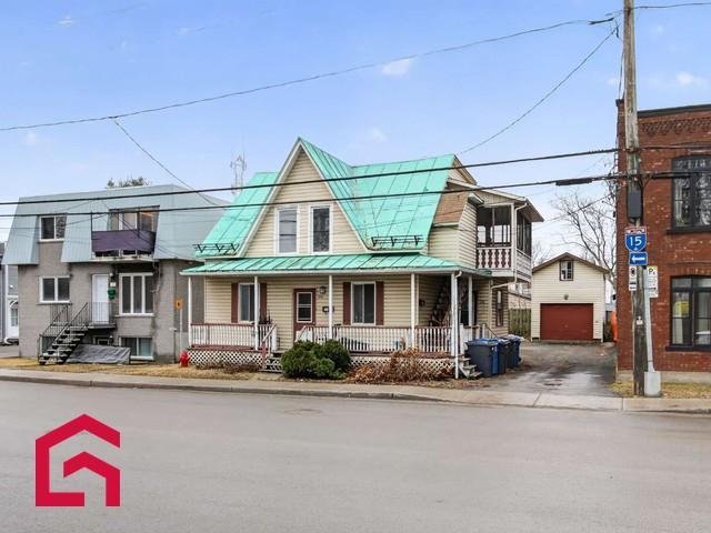 180 184 Rue Latour — photo 1