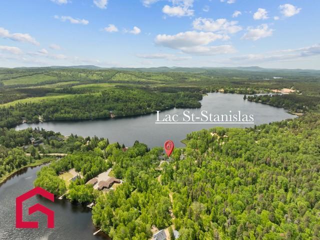 2040 Ch. du Lac-St-Stanislas N. — photo 2