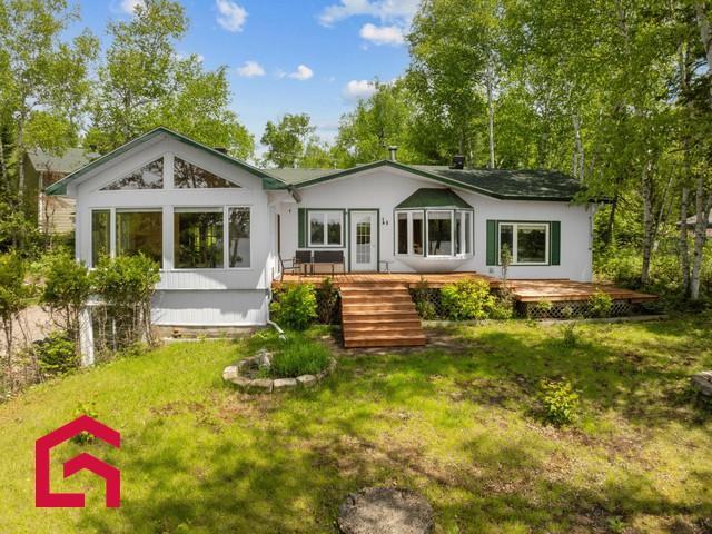 2040 Ch. du Lac-St-Stanislas N. — photo 3