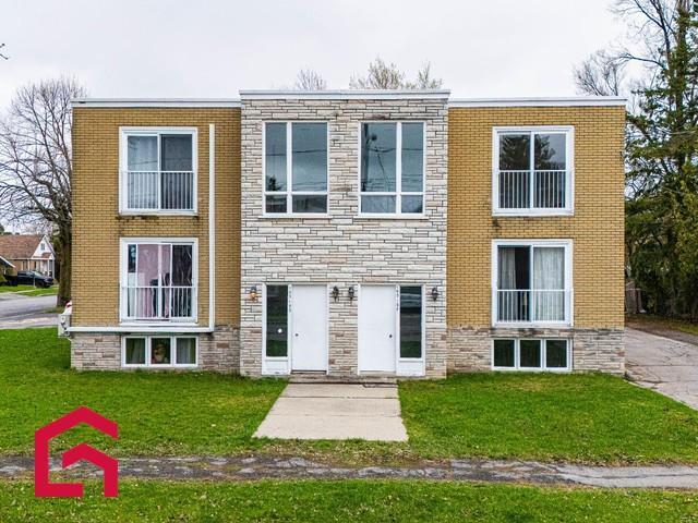 193 199 Rue Edgar-Hébert — photo 1
