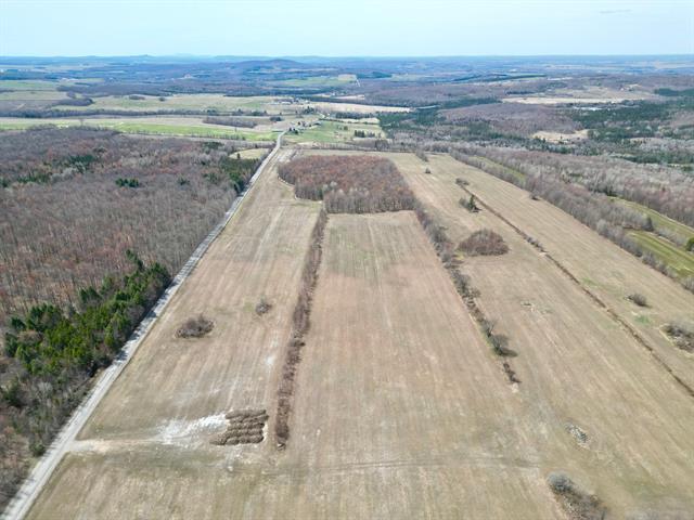 Terrain — photo 2
