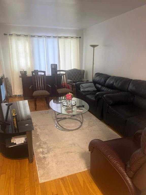 2 CH - 1 SDB - Montréal - $1,395 /mo 3
