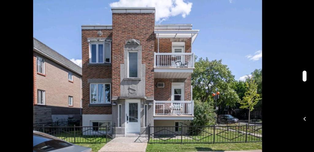 5022 lafontaine — photo 1