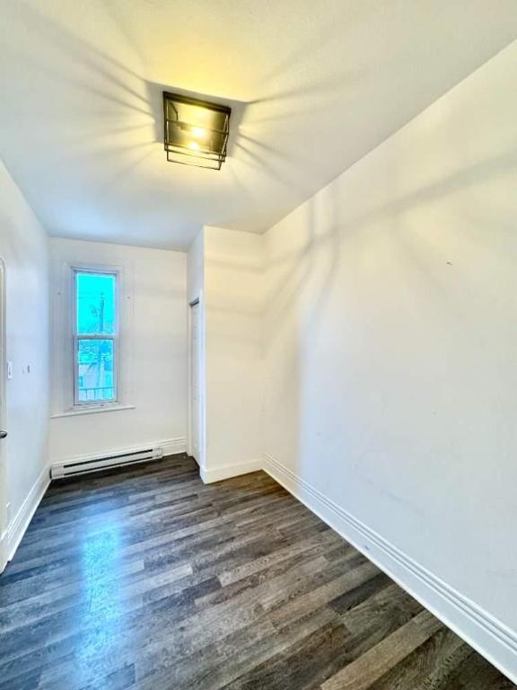 3 CH - 1 SDB - Montréal - $1,750 /mo 4