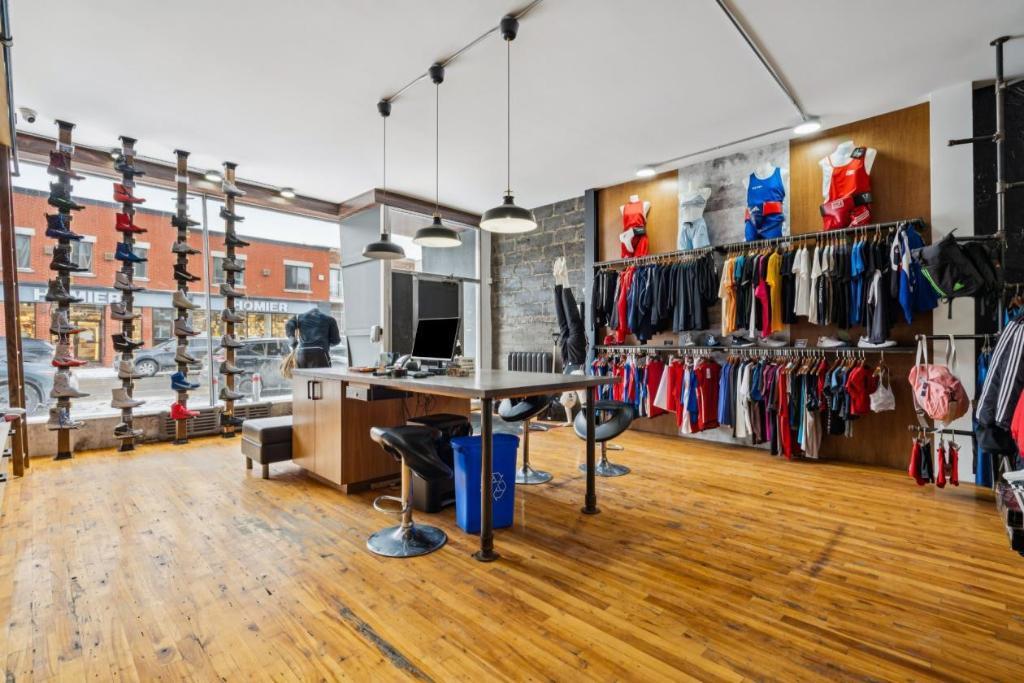 2127 Rue Bélanger, Montréal, QC, Canada — photo 1