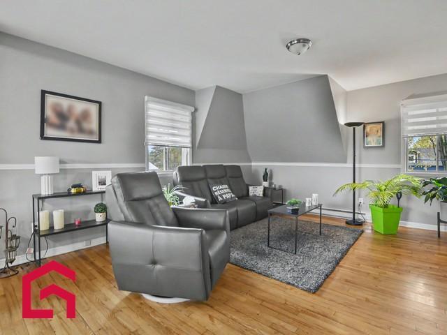 133 28e Avenue — photo 3