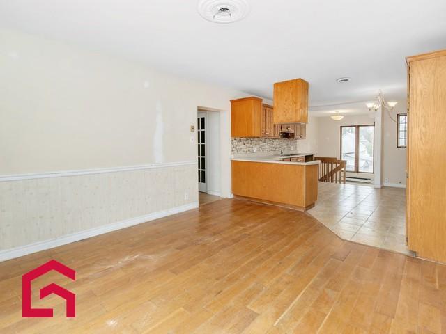 71 71C Rue Ste-Anne — photo 3