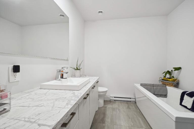 80 Rue de l'Aigle — photo 1