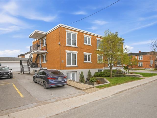 755 795 Rue Brunette O. — photo 2