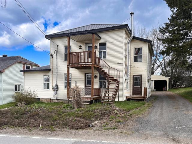1175 1177 Rue St-Joseph — photo 1