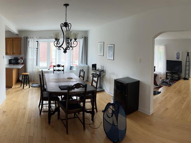 1400 Av. De La Bruère — photo 3