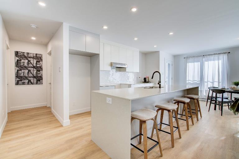 2 CH - 1 SDB - Huntingdon - $1,250 /mo — photo 1