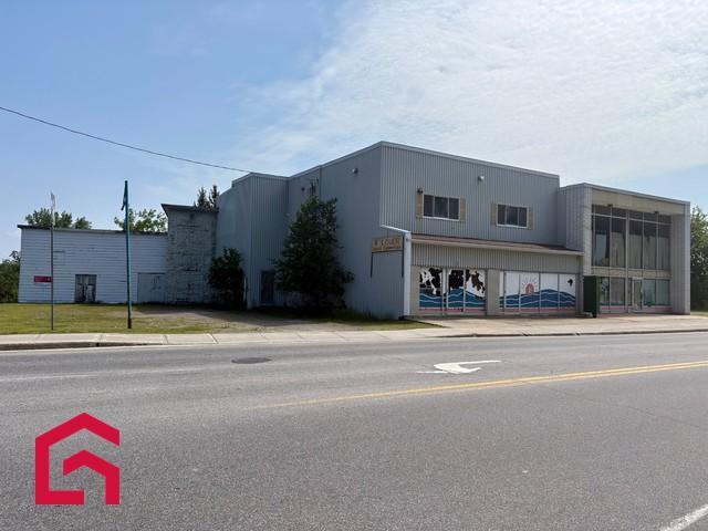22 42 Rue l'Annonciation S. — photo 3