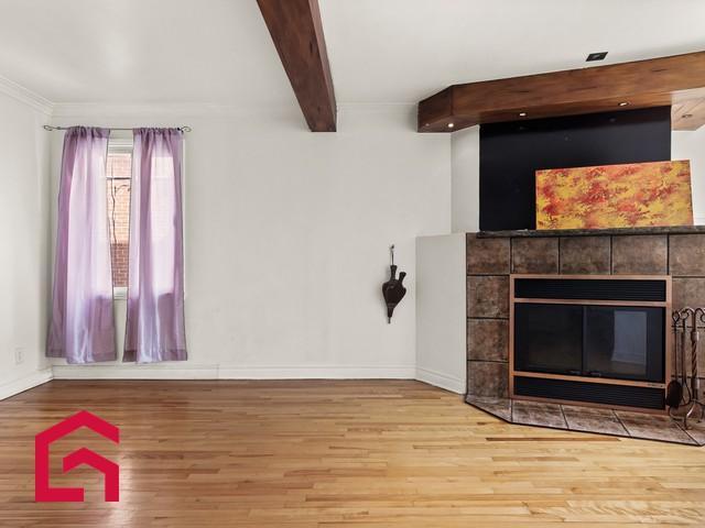 11055 11057 Av. de Paris — photo 3