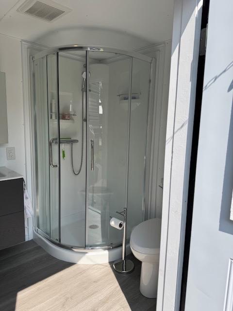24 Rue Lafontaine, Bromont, QC, Canada — photo 2