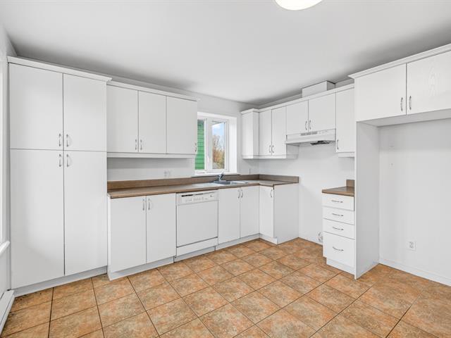 207 213 Rue Principale — photo 3