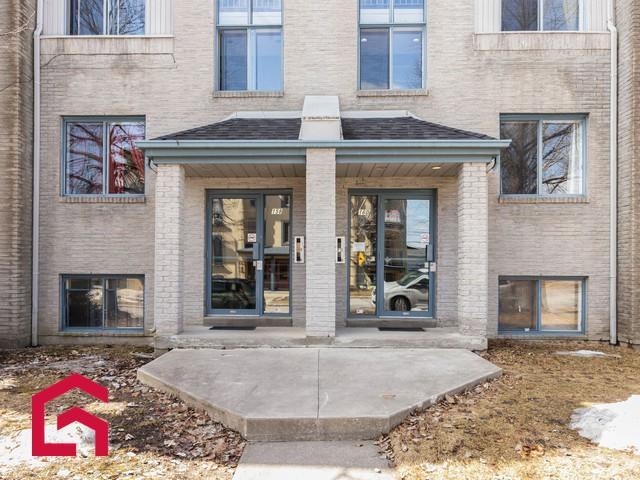 160 Av. du Manoir — photo 3
