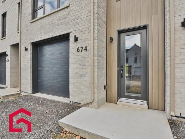 674 Rue Caron — photo 2