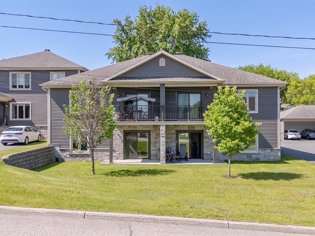 184 Av. Ste-Croix — photo 2