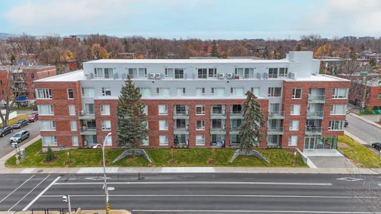 1620 Boulevard Cote Vertu Ouest — photo 1