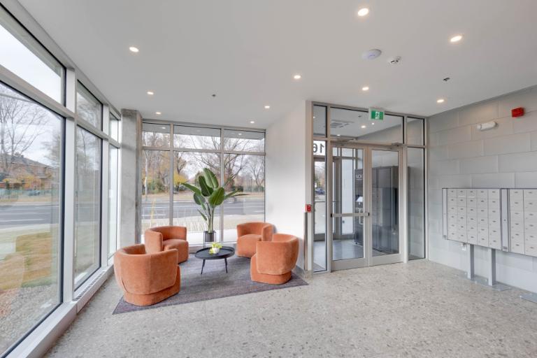 1620 Boulevard Cote Vertu Ouest — photo 3