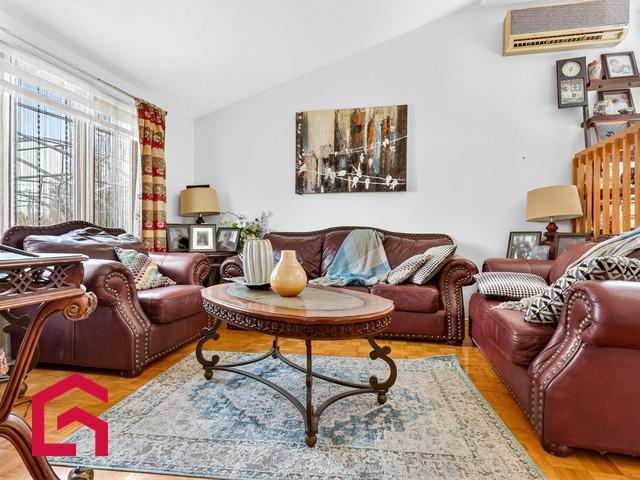 285 Rue Corbin — photo 3