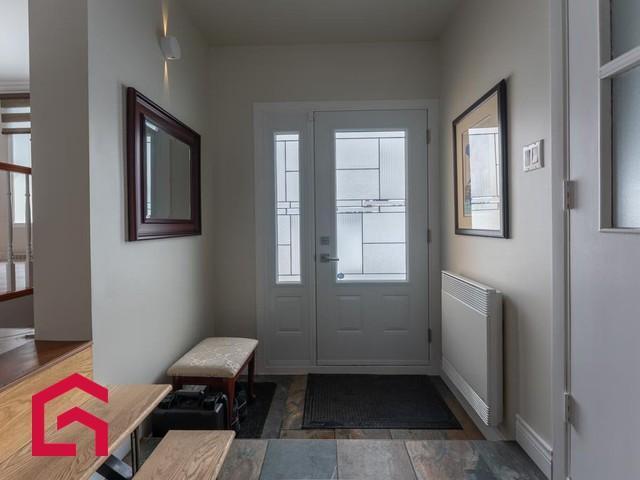 110 24e Avenue — photo 3