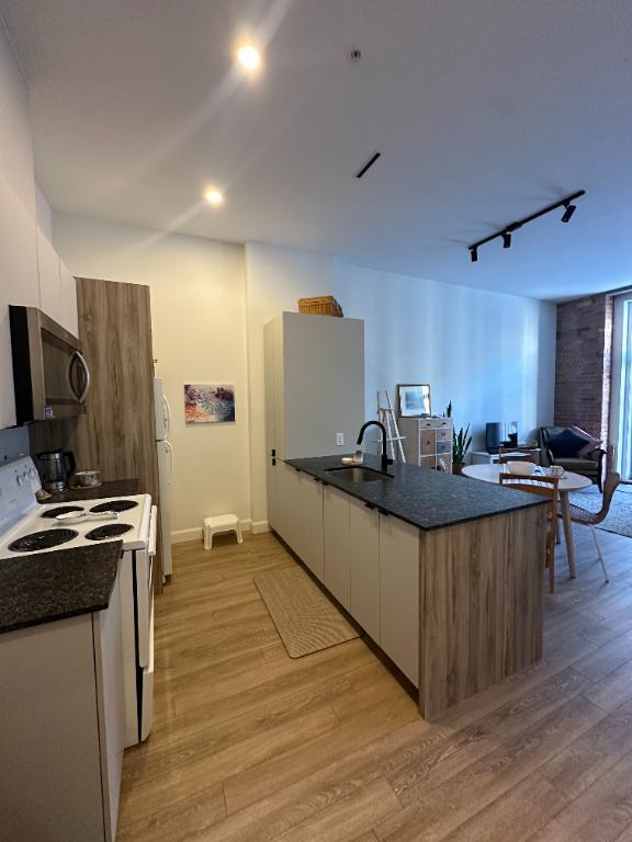 Rabais 300$/mois Au Divin à Beauport - 3½ Cession/sous-location 3